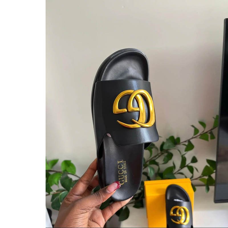 Gucci Slippers for unisex – Luxury Designer Slide Sandals – Comfortable Branded Flats for Casual & Street Style- black Gucci Slippers for unisex – Luxury Designer Slide Sandals – Comfortable Branded Flats for Casual & Street Style- black