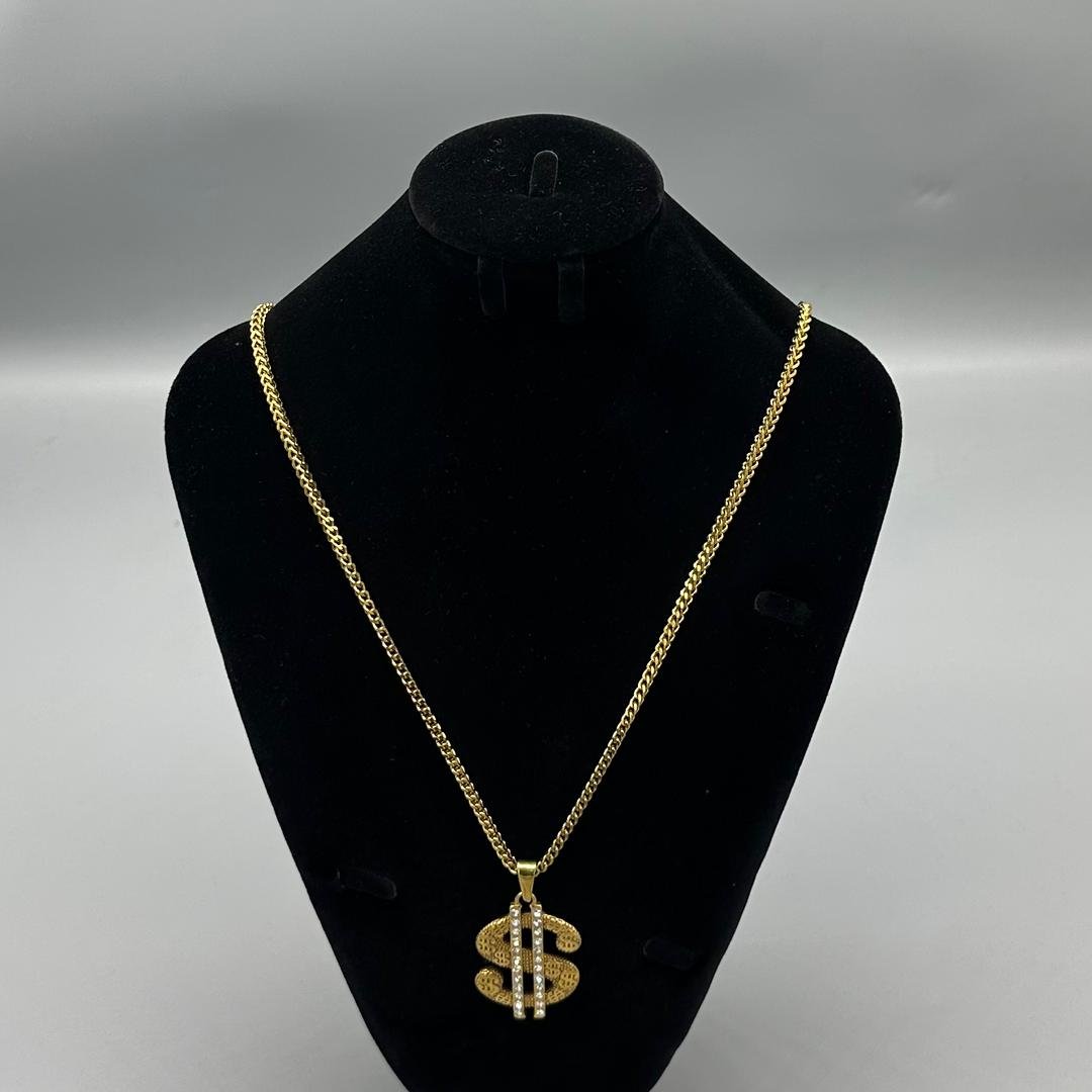 PinCute 18K Gold Plated Dollar Chain Necklace, Fake Gold Chain for Men, Dollar Sign Hip Hop Chain Necklace Pendant for Men and Women PinCute 18K Gold Plated Dollar Chain Necklace, Fake Gold Chain for Men, Dollar Sign Hip Hop Chain Necklace Pendant for Men and Women