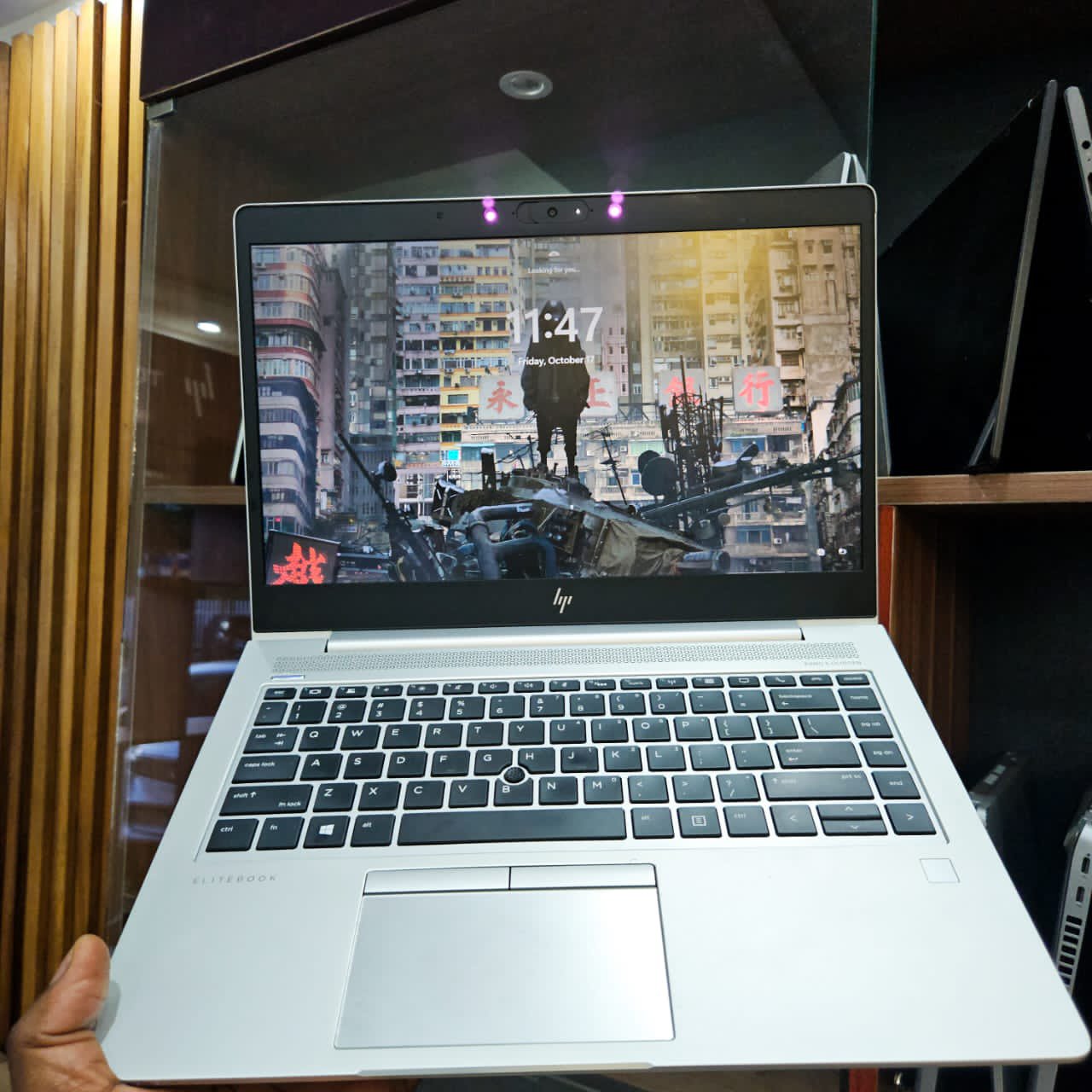 HP ELITEBOOK 840 G5 HP ELITEBOOK 840 G5